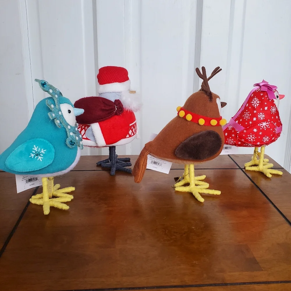 Target 2022 Wondershop Winter/ Christmas Birds - NWT (4)